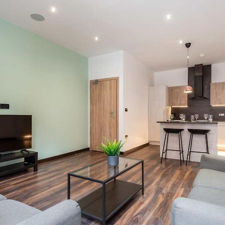Characterful 2 Bed Apartment With Parking In Hull キングストン・アポン・ハル エクステリア 写真
